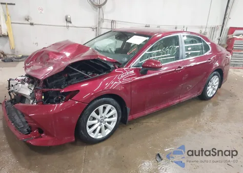 2019 Toyota Camry Le z USA, uszkodzony, nr VIN 4T1B11HK5KU793594